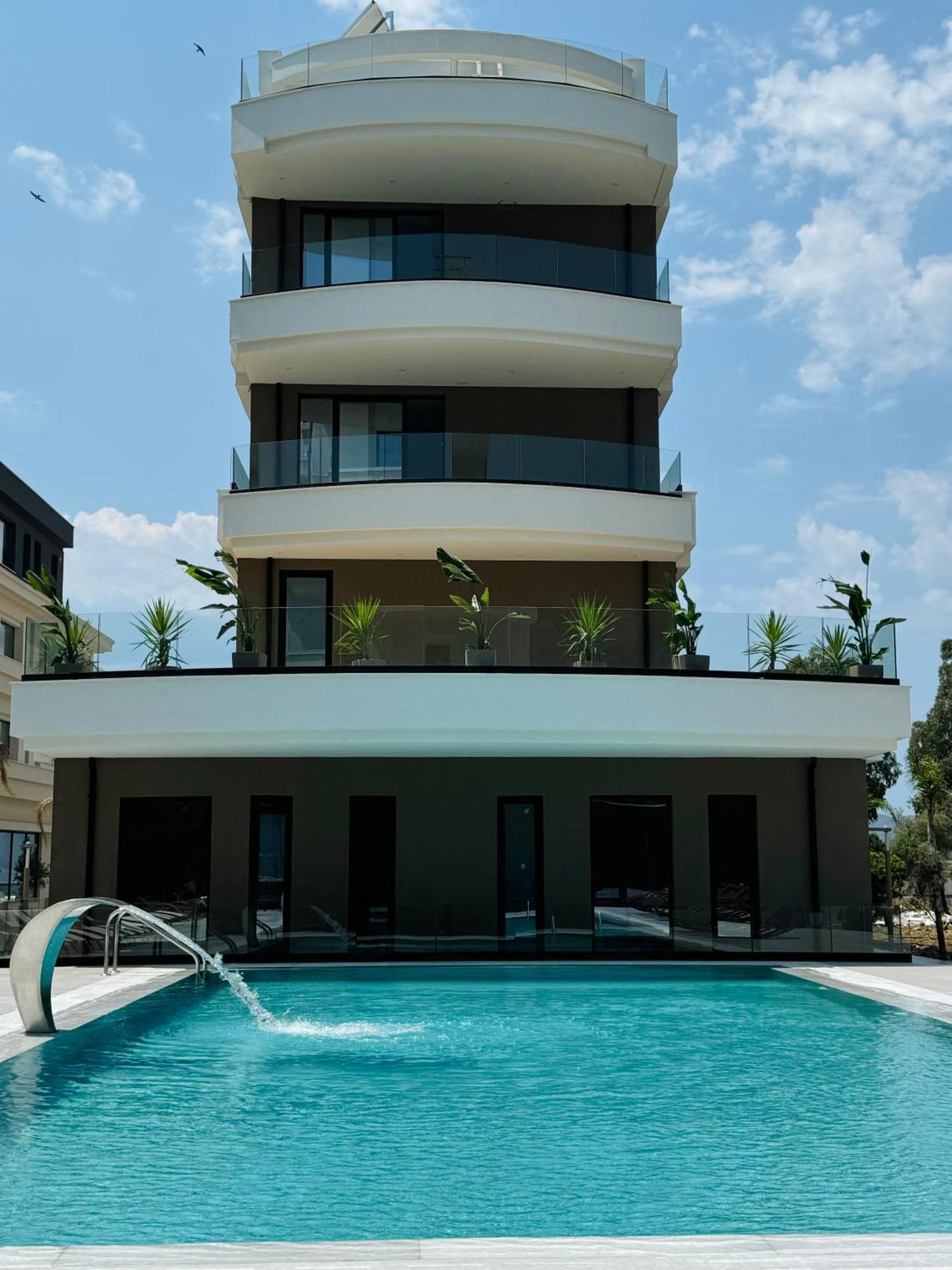 A&G Hotel Radhimë Екстериор снимка